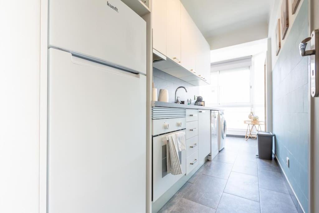 Beachome4U4 / Carcavelos Beach Parede Exterior foto